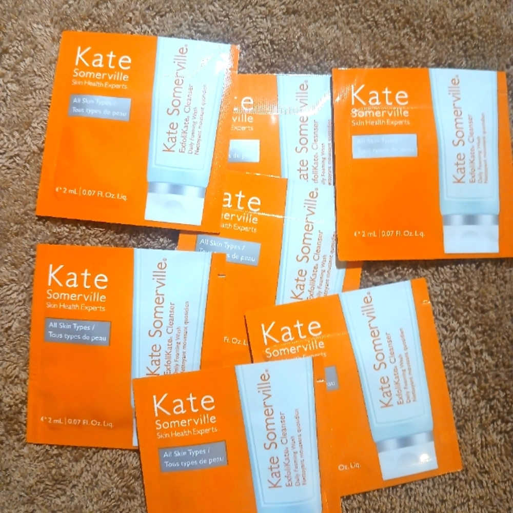 Kate Somerville exfolikate clenser